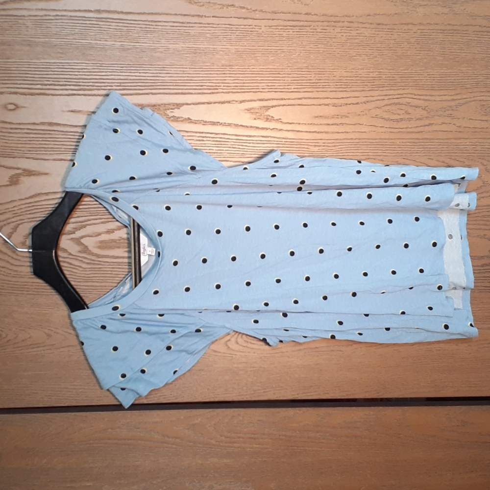 Candies womens cute top with black and gold dots on soft blue fabric siz…